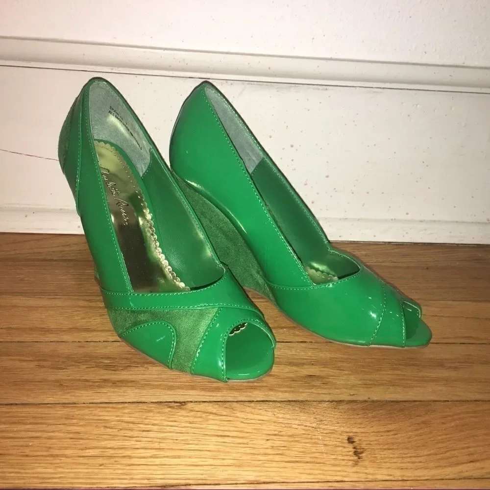 Charlotte Russe green faux suede patent NEW Shoes NIB holiday Christmas festive